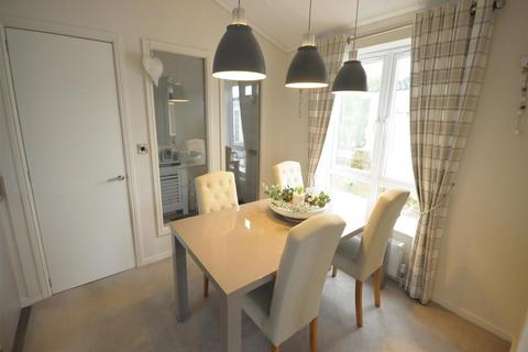 2 bedroom park home for sale, Rose Way, Herne Bay, Kent