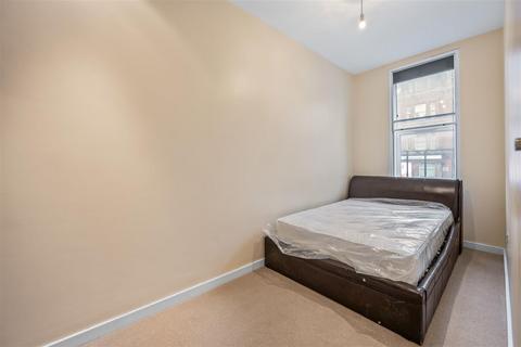 2 bedroom apartment to rent, Finchley Road, NW3