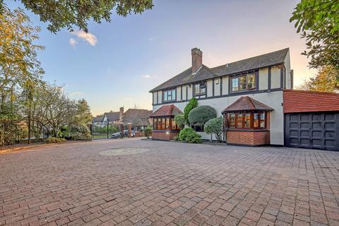 Chigwell IG7