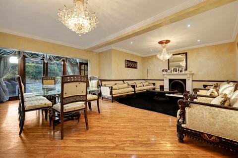 undefined, Chigwell IG7