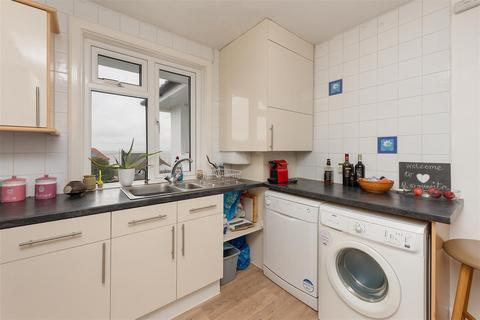 2 bedroom apartment for sale, Northwood House, Tankerton Road, Tankerton, Whitstable