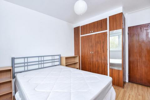 2 bedroom flat for sale, High Road,  London,  N2