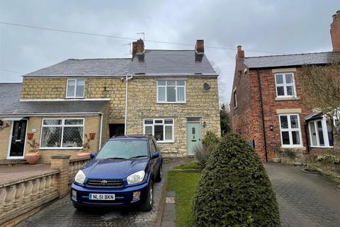 2 bedroom semi-detached house to rent, Front Street, Sherburn Village