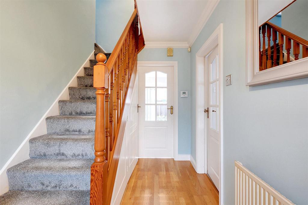 Entrance Hall 1.jpeg