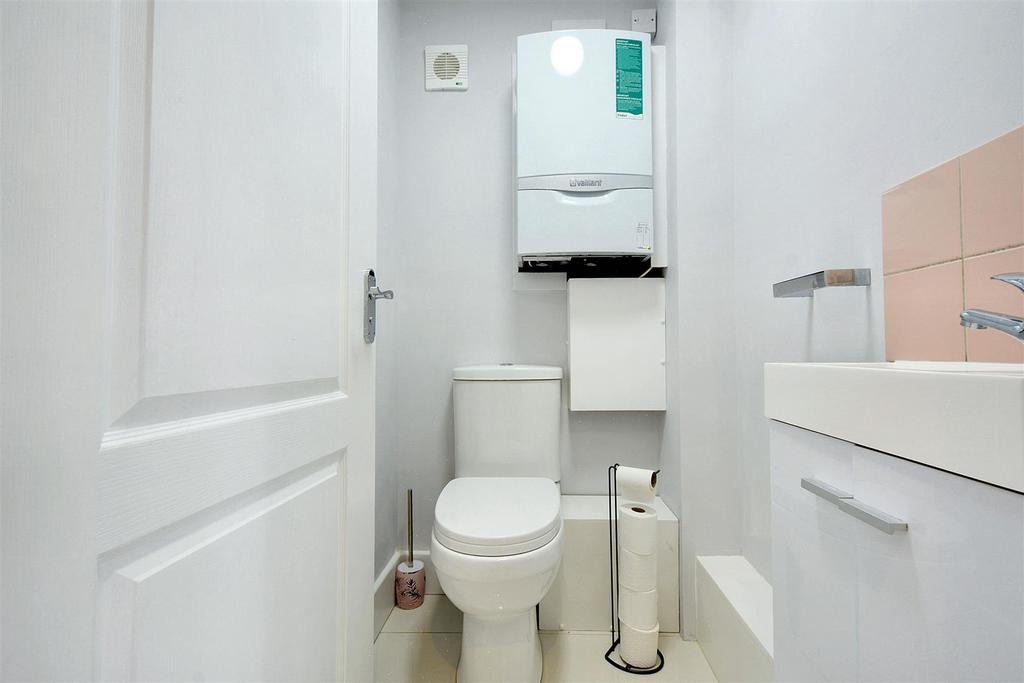 Downstairs WC.jpeg