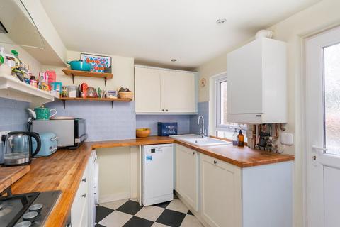 19 Cairns Crescent, Bristol, BS2 9QD