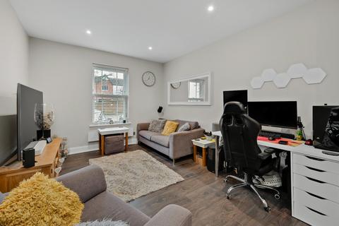 1 bedroom apartment for sale, Baker Street, Weybridge, Surrey, KT13