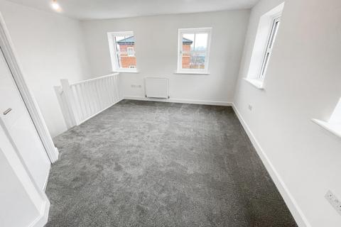 2 bedroom semi-detached house to rent, Bolton Court, Leeds