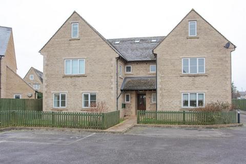 2 bedroom apartment to rent, Shipton Road, Woodstock