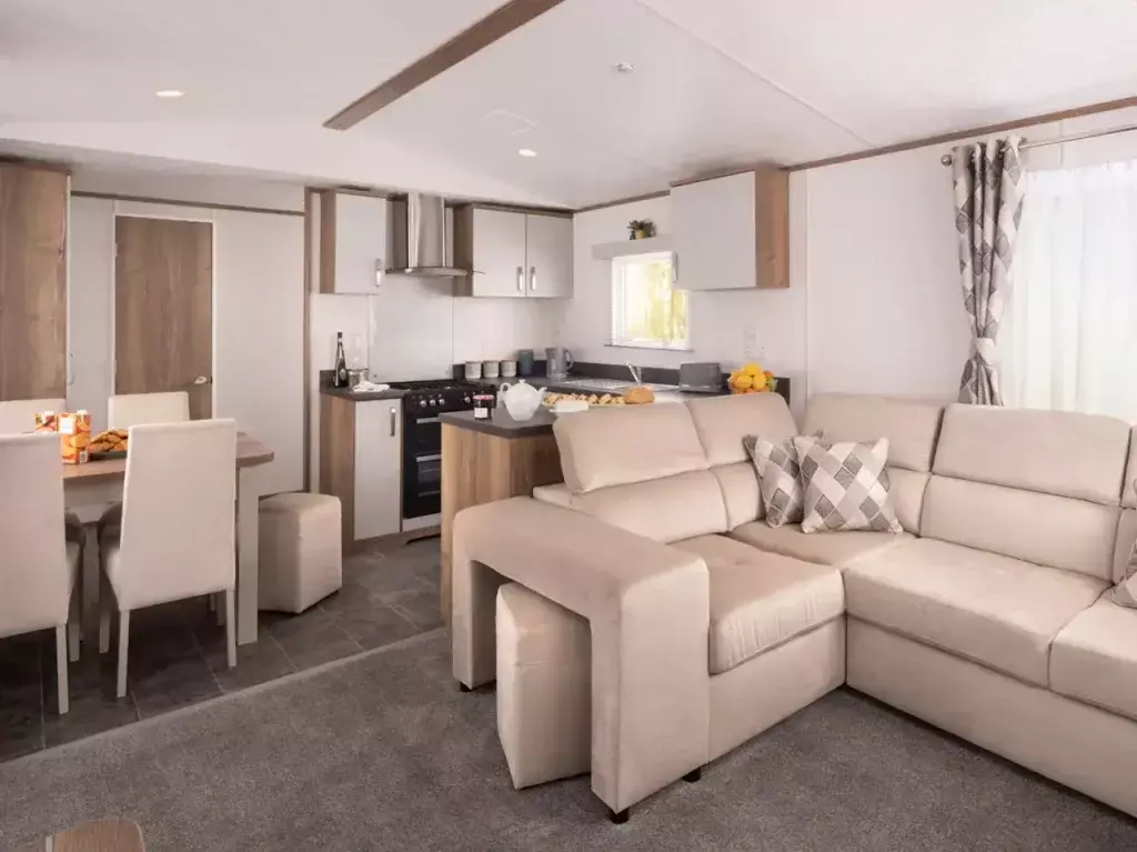 Oakdale Cl Kitchen.jpg.webp