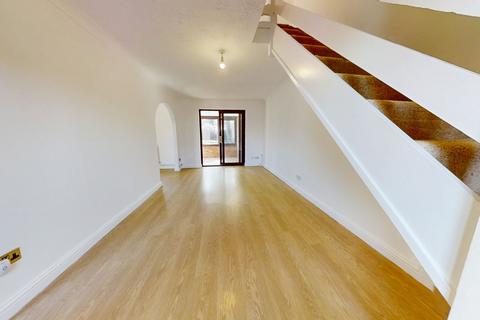 21 Caesars Close, Bancroft, Milton Keynes, MK13 0QD