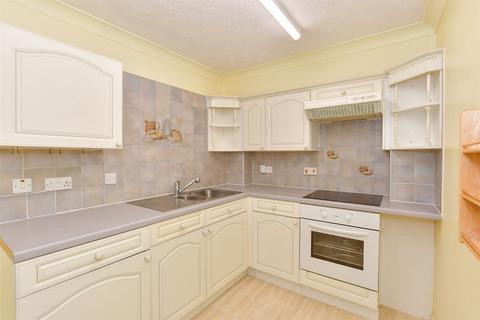 1 bedroom flat for sale, Horndean Road, Emsworth, Hampshire