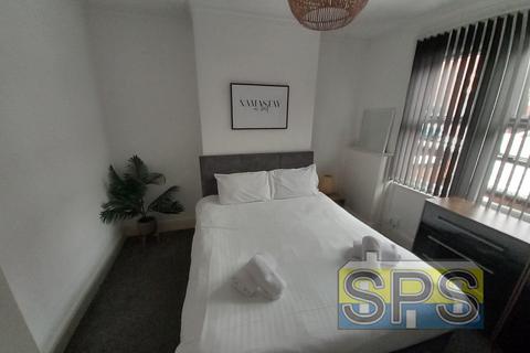 4 bedroom terraced house for sale, Gilman Street, Stoke-on-Trent ST1