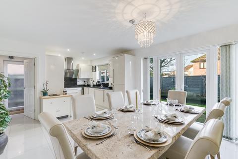 4 bedroom detached house for sale, Brook Street, Stotfold