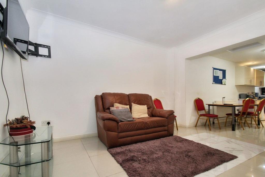 Kitchen/Living Room