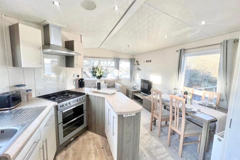 2 bedroom static caravan for sale, Oaklands Holiday Park