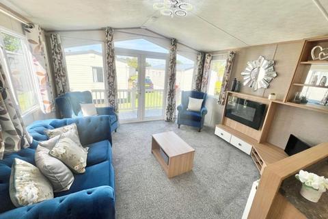 2 bedroom static caravan for sale, Oaklands Holiday Park