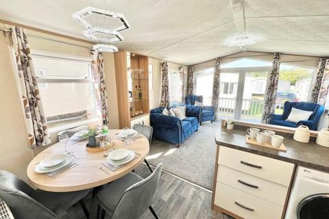 2 bedroom static caravan for sale, Oaklands Holiday Park