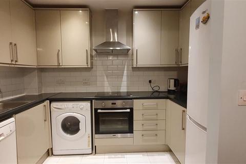 2 bedroom apartment for sale, Berberis House, Feltham