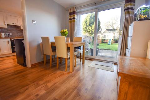 3 bedroom terraced house for sale, Chestnut Avenue, Hampshire GU12