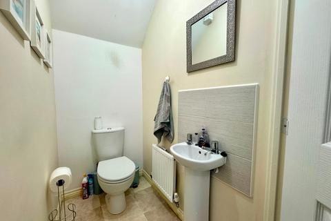 11 Clare Grove, Wolverhampton, WV11 3JB
