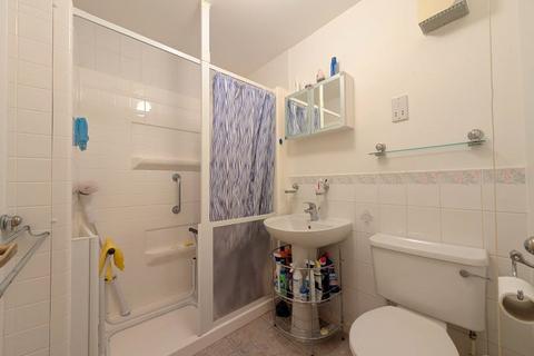 44 Trevithick Close, Feltham, TW14 9XJ