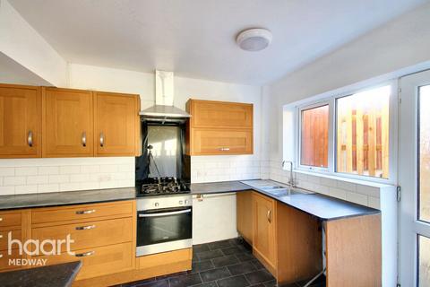 3 bedroom semi-detached house for sale, Clifton Close, ROCHESTER