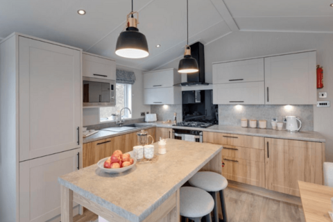 2 bedroom lodge for sale, Exeter, Devon, EX6