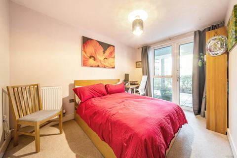 Flat 1, 1 Dragmore Street, London, SW4 8DW