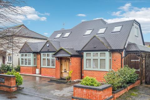 3 bedroom detached house for sale, Layters Avenue, Gerrards Cross SL9