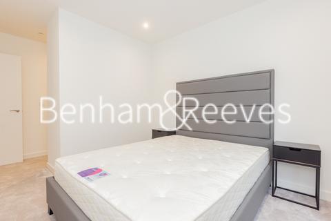 2 bedroom apartment to rent, The Hyde, West Hendon NW9