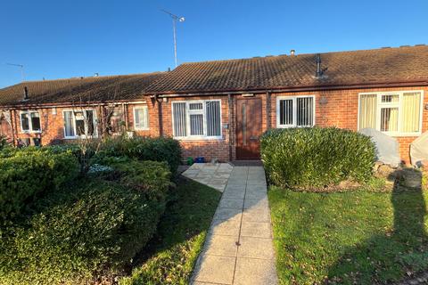 2 bedroom bungalow for sale, The Wickets, Stapenhill, Burton-on-Trent, DE15