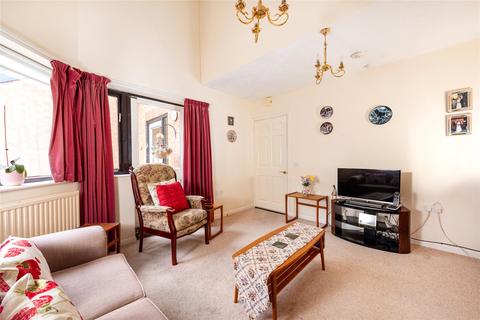 1 bedroom bungalow for sale, Bekonscot Court, Giffard Park, Milton Keynes, Buckinghamshire, MK14