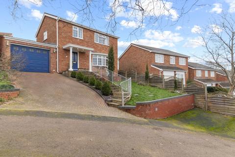 Macaulay Rise, Malvern, Worcestershire, WR14 2UN