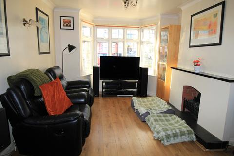 3 bedroom semi-detached house for sale, Argyle Gardens, Upminster RM14