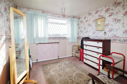 3 bedroom terraced house for sale, Morthen Road, Wickersley