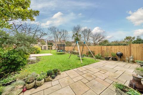Ground Floor Flat, 52 Inchmery Road, London, SE6 2NE
