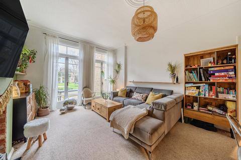 Ground Floor Flat, 52 Inchmery Road, London, SE6 2NE