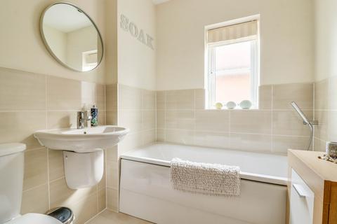 39 Foundry Way, Rayne, Braintree, CM77 6AE