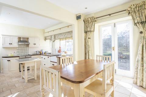 3 bedroom cottage for sale, Mill Lane, Wigginton