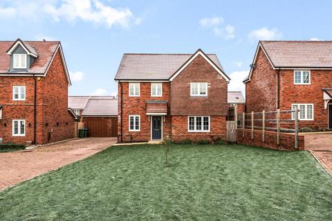 4 bedroom detached house for sale, Stoches Close,  Stoke Mandeville,  HP22