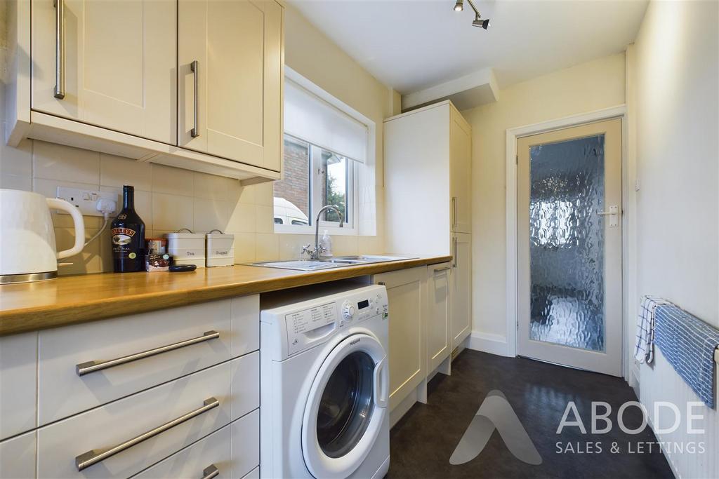 CAM03473 G0-PR0205-STILL020.jpg