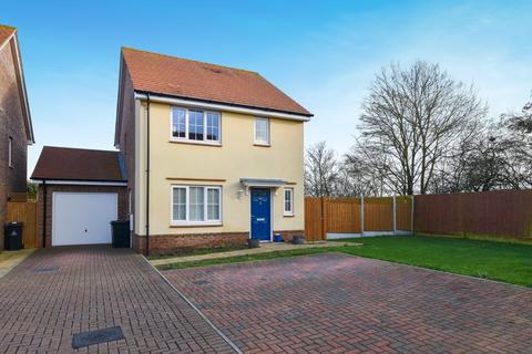 3 bedroom detached house for sale, Regatta Way, Maldon, Essex, CM9