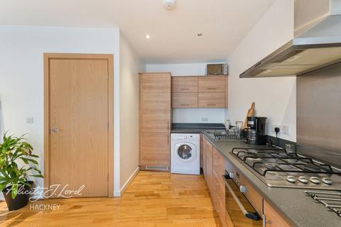 1 bedroom flat for sale, Dalston Lane, Hackney, E8