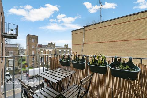 1 bedroom flat for sale, Dalston Lane, Hackney, E8