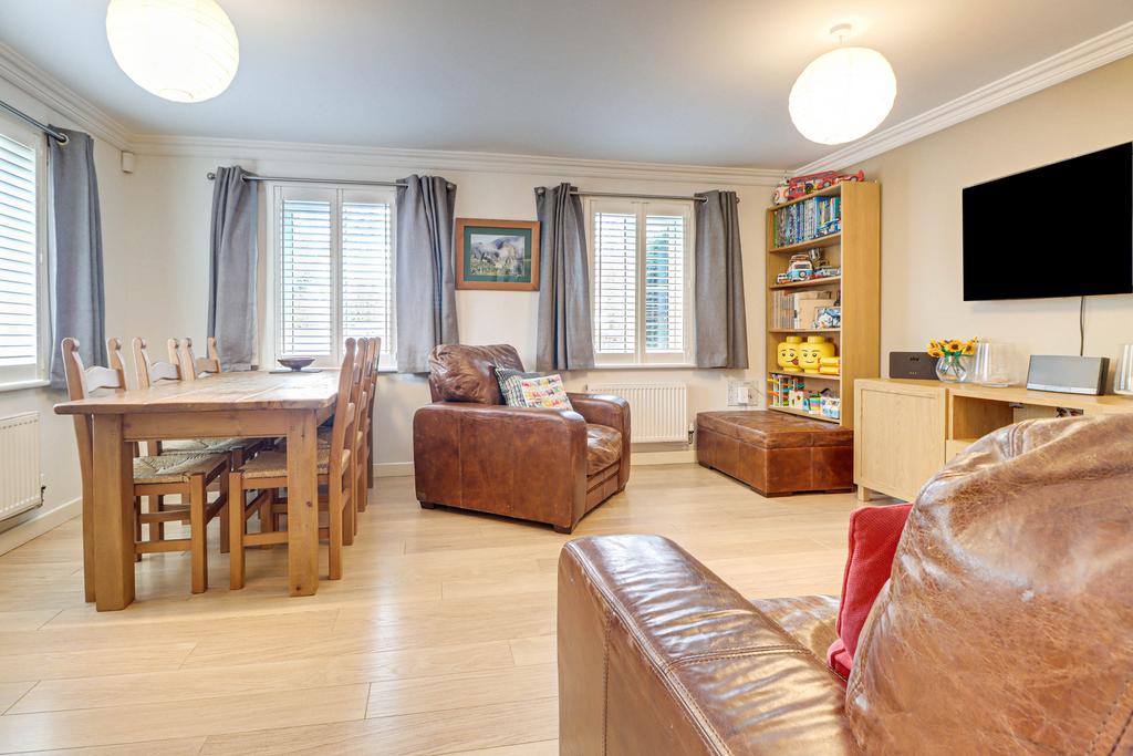 Living/Dining Room