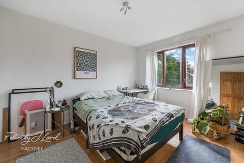 2 bedroom flat for sale, Lower Clapton Road, Clapton, E5