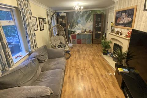 23 Summer Crescent, Wrockwardine Wood, Telford, TF2 7AZ