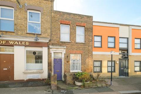 2 bedroom house for sale, St. Andrew's Road, Walthamstow