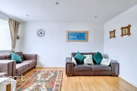 1 bedroom flat for sale, Dehavilland Close, NORTHOLT